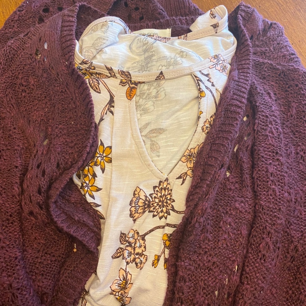 Tank with cardigan / navy floral long sleeve shirt